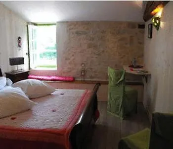 Chateau De Crecy Frühstückspension Romagne (Gironde)