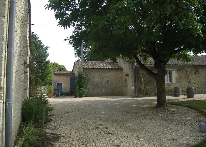 Château De Crécy Bed and breakfast